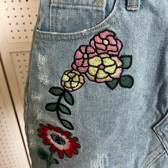 Dance&Marvel Mini Floral Embroidery Denim Skirt. Size small. - Picture 3 of 8